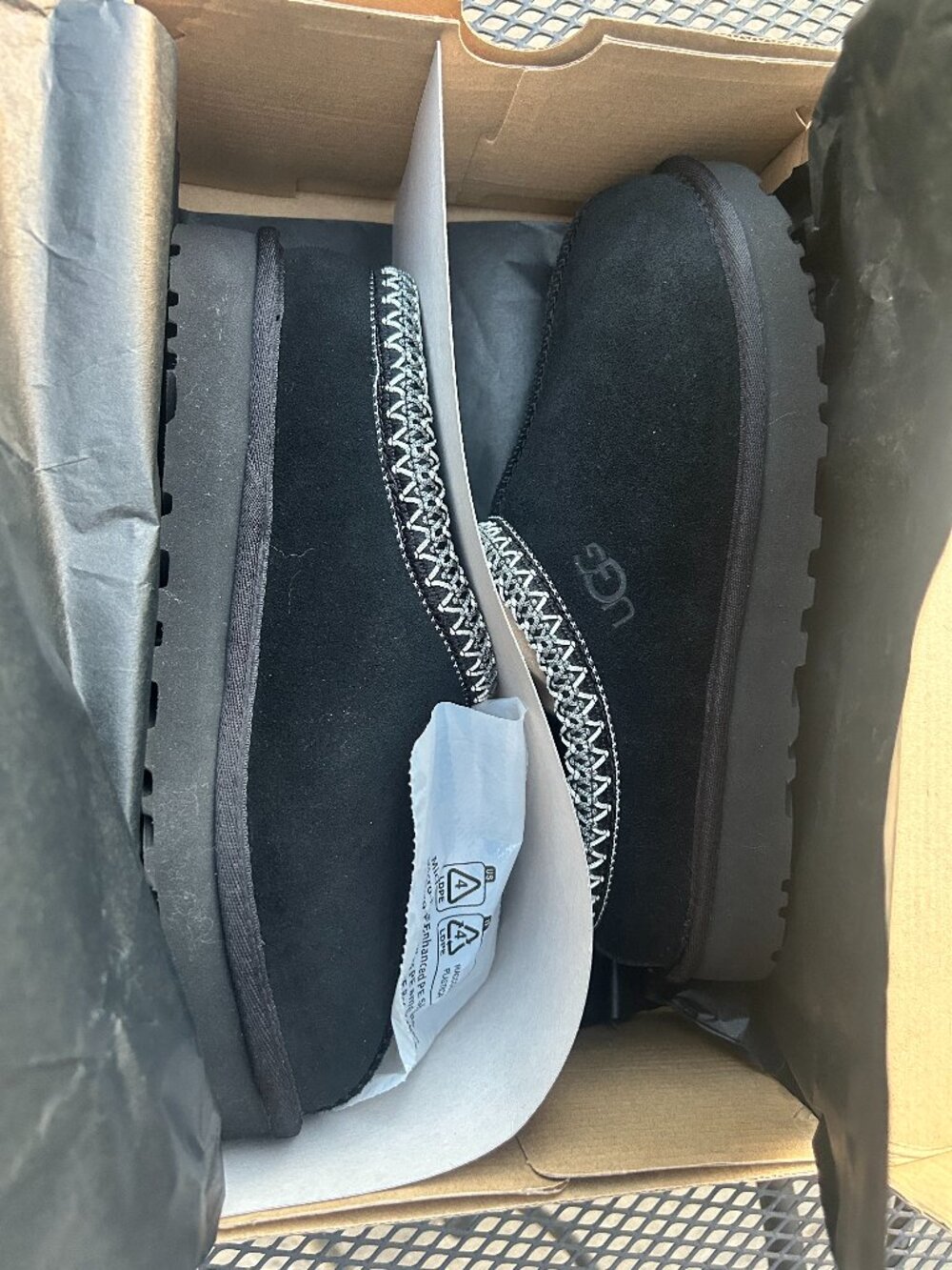 UGG Tasman II Women Black - New without box - Size 9